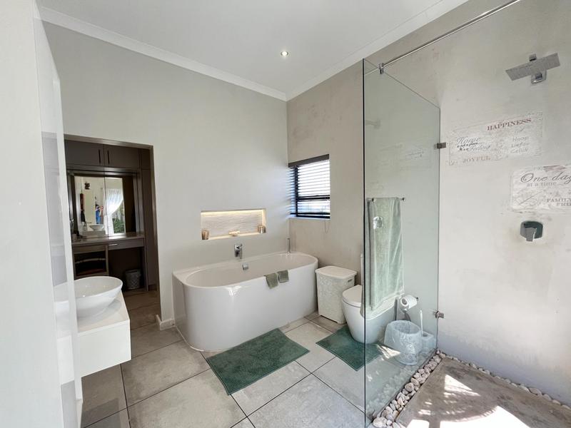 3 Bedroom Property for Sale in Hopefield Western Cape